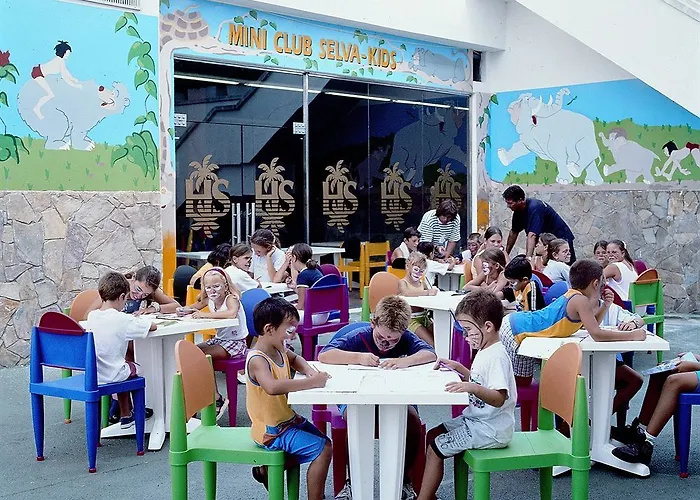 Szálloda Suneo Costa Brava 4*